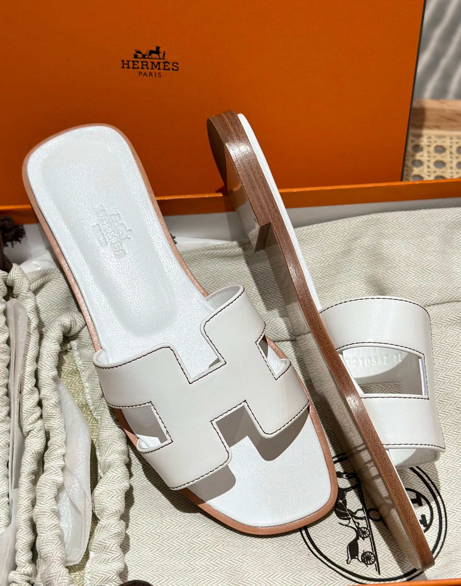 Sandália Hermès