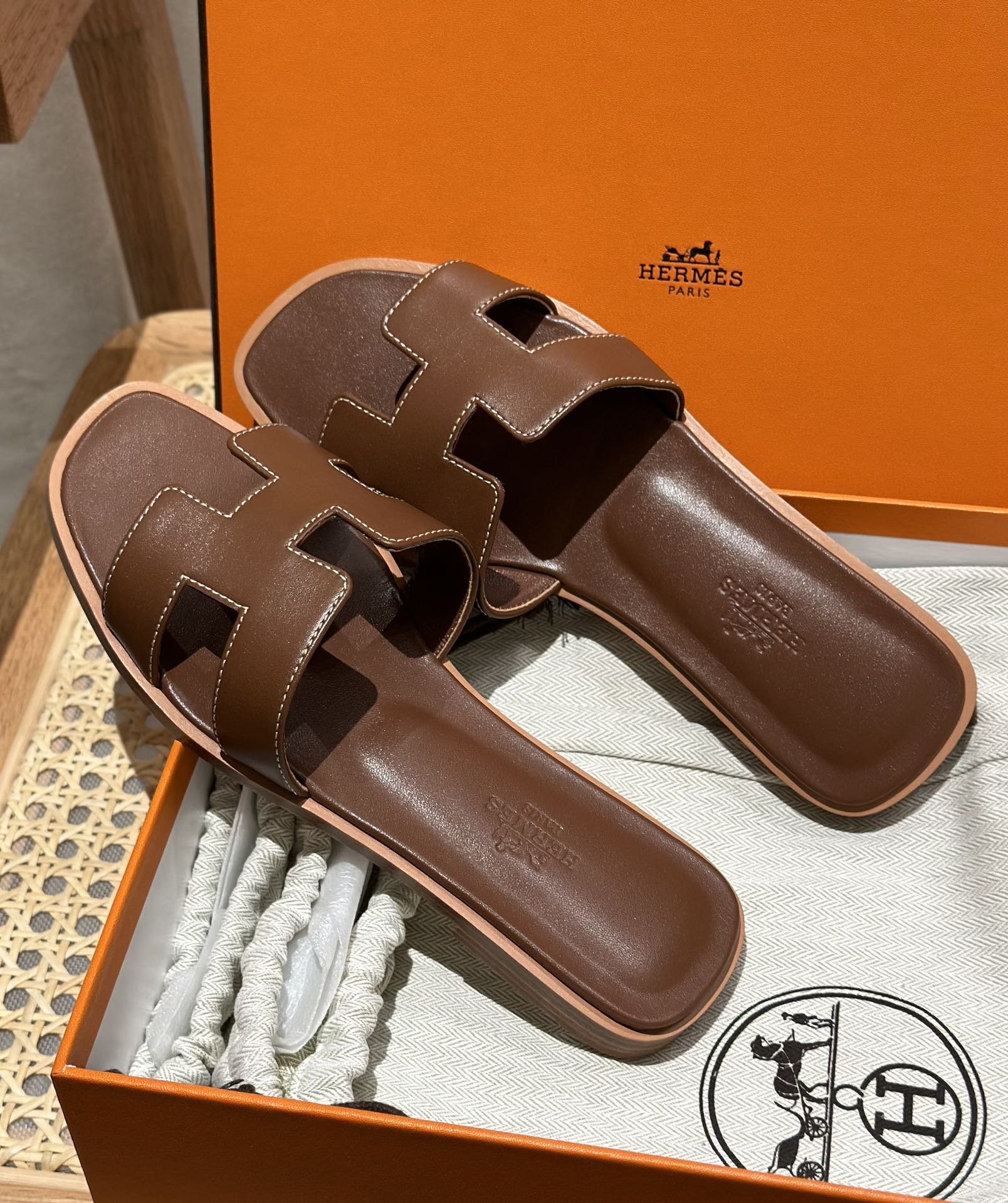 Sandália Hermès