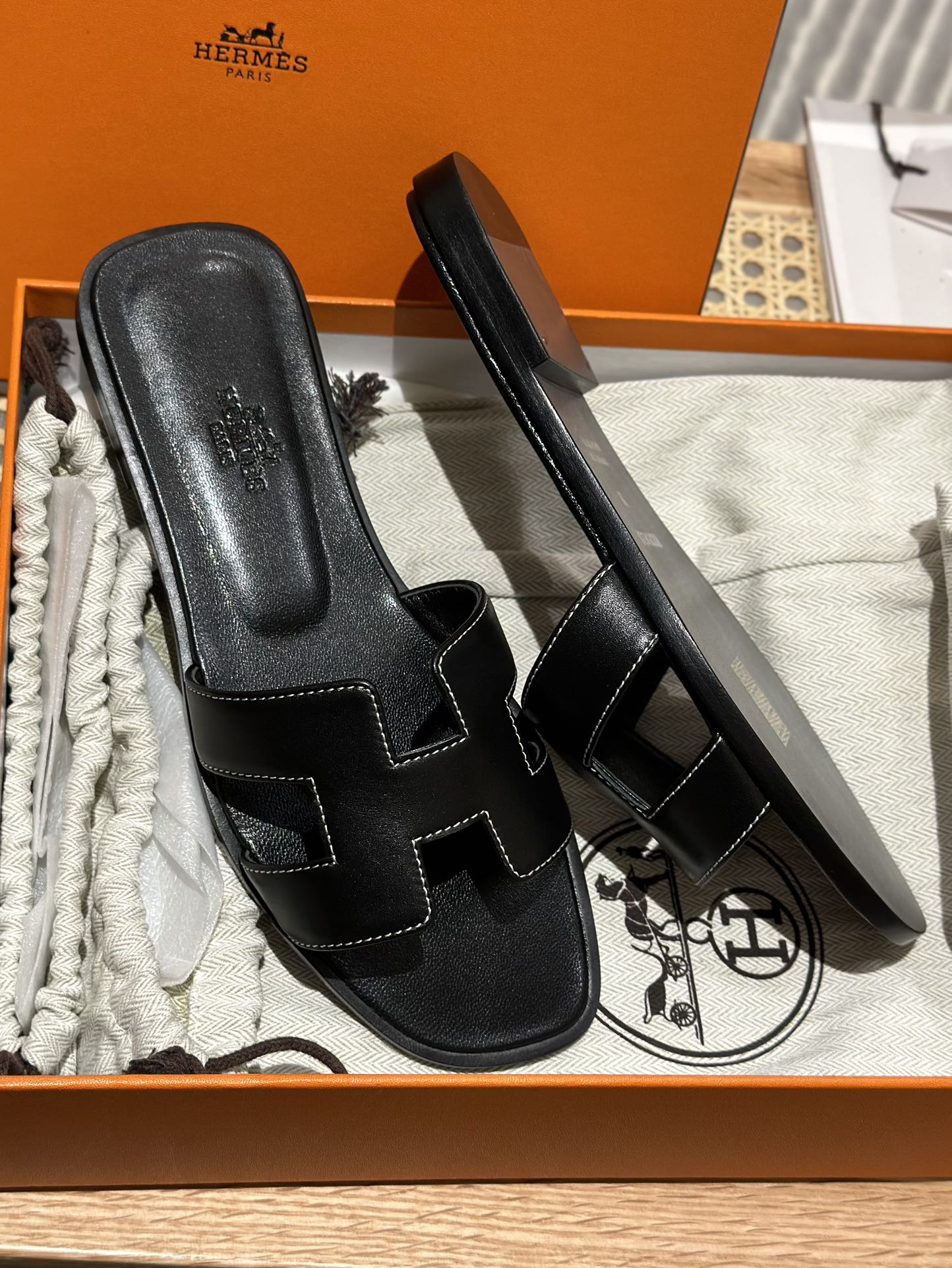 Sandália Hermès