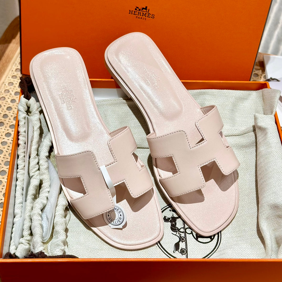 Sandália Hermès