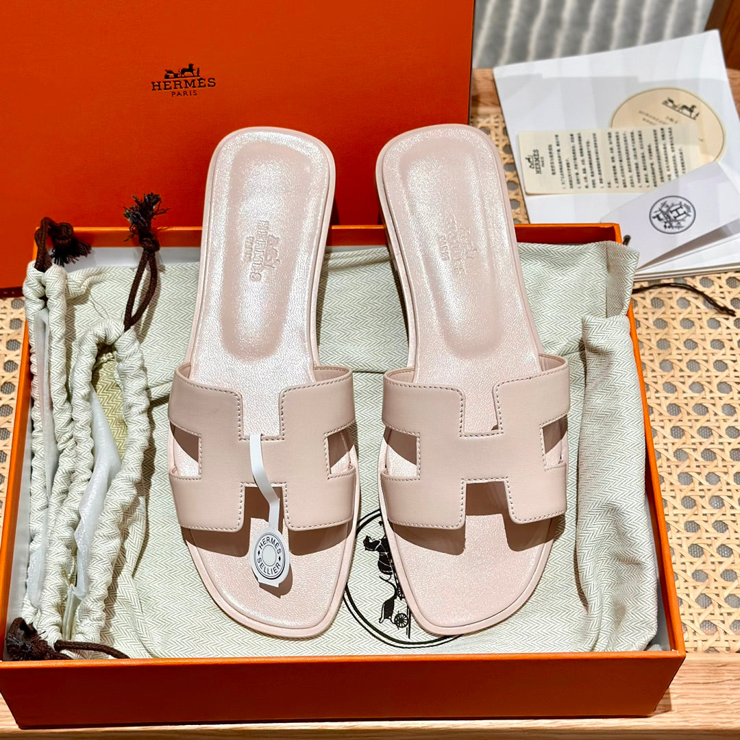 Sandália Hermès