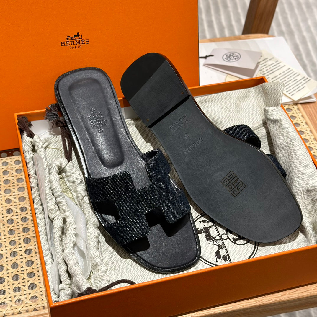 Sandália Hermès