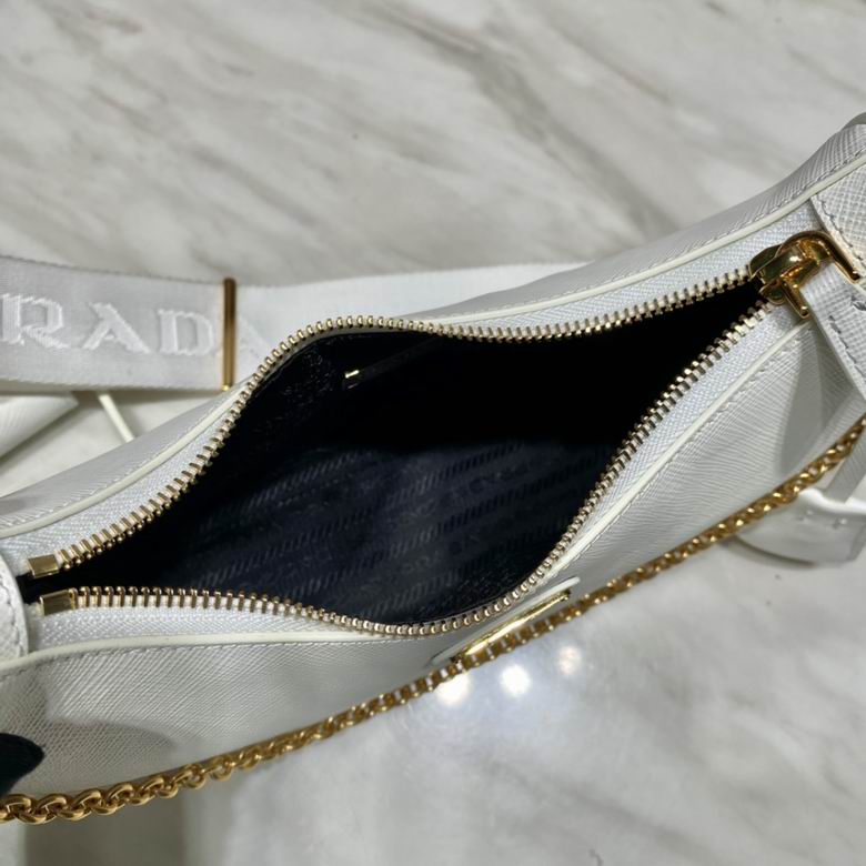Bolsa Prada Re-Edition