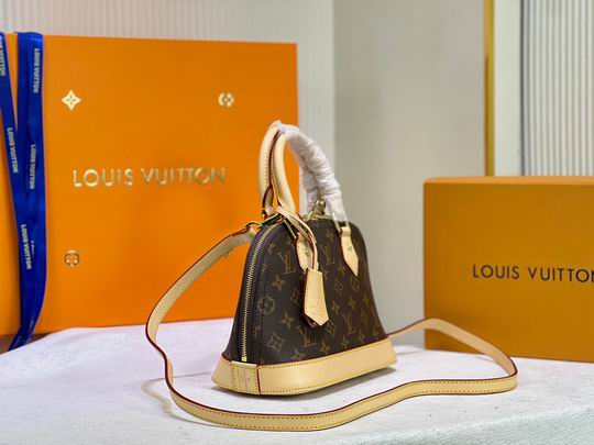 Bolsa Alma BB Louis Vuitton
