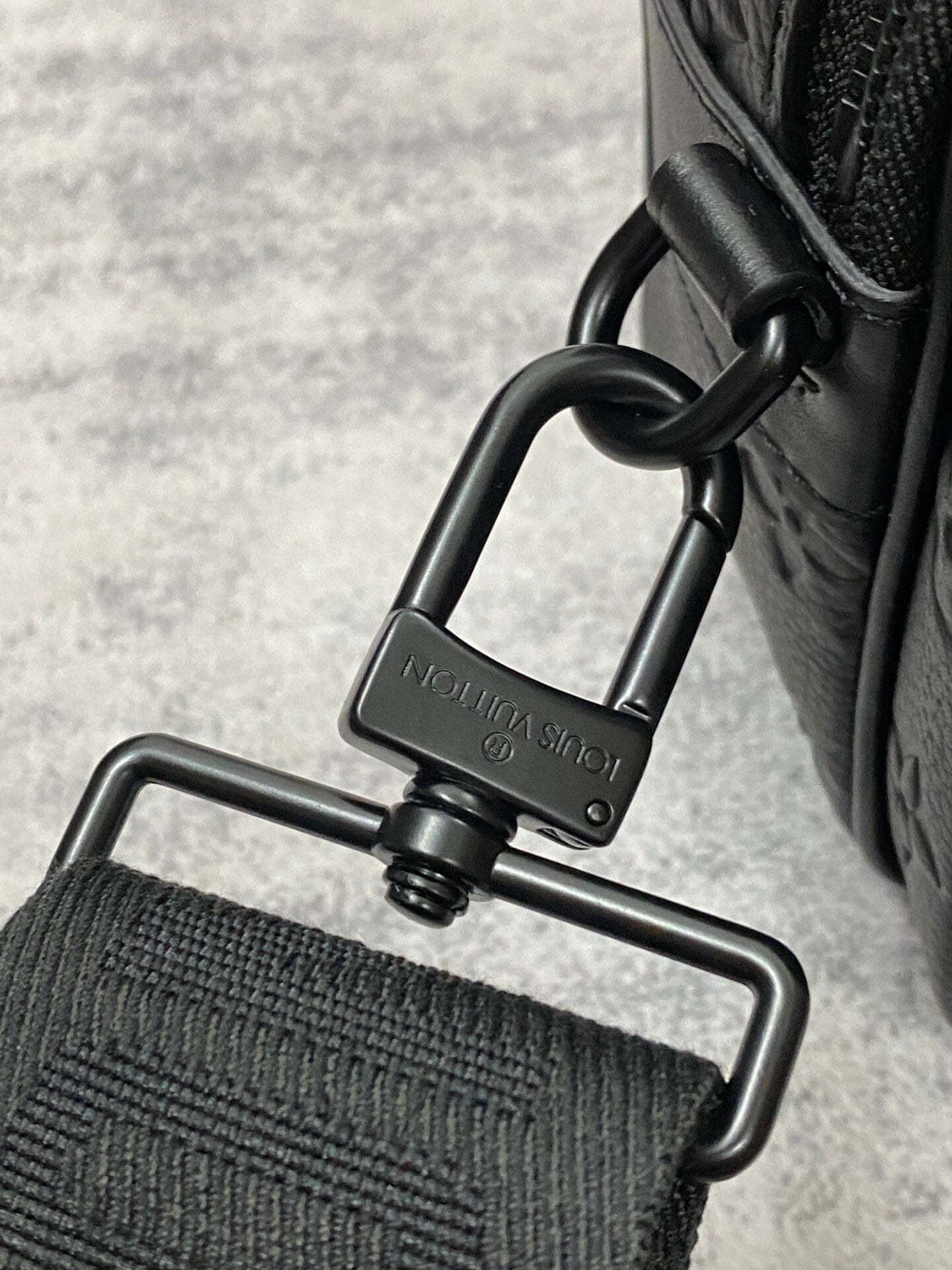 Bolsa Louis Vuitton Masculina