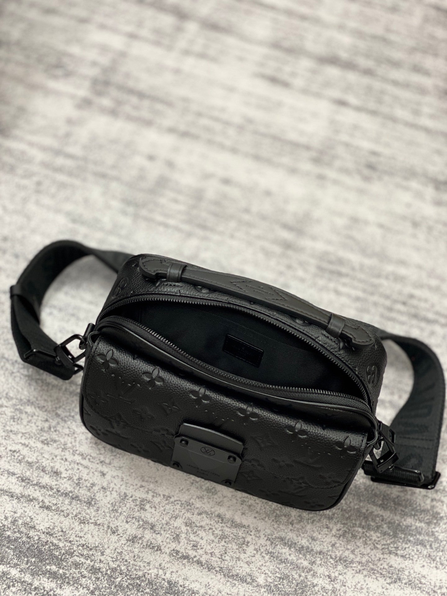 Bolsa Louis Vuitton Masculina