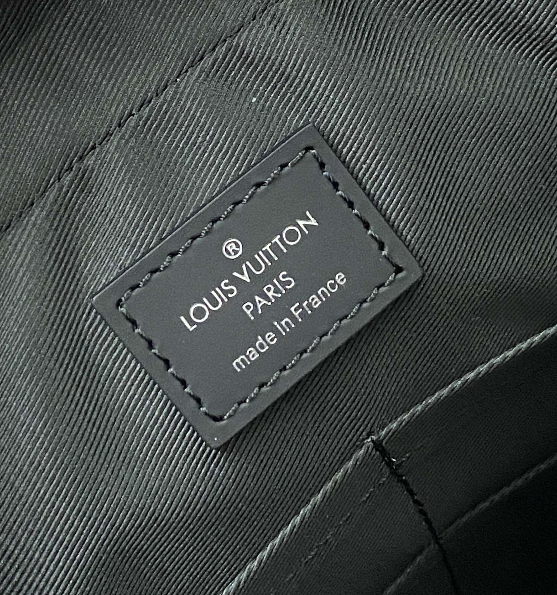 Bolsa Louis Vuitton Masculina