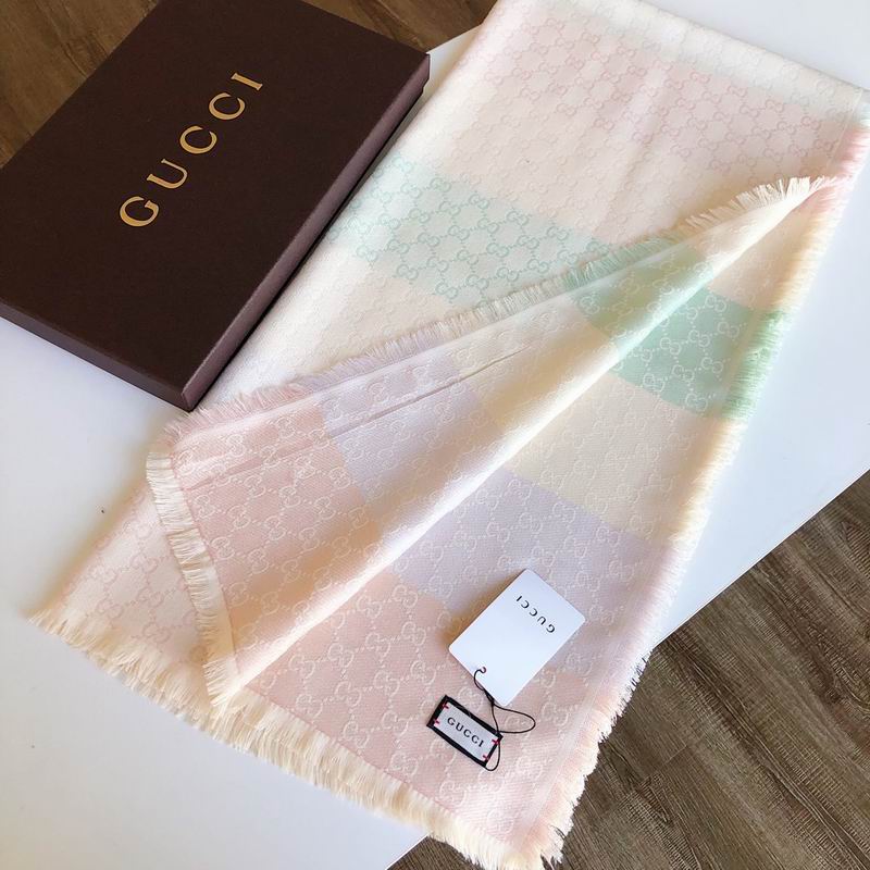 Lenço Gucci