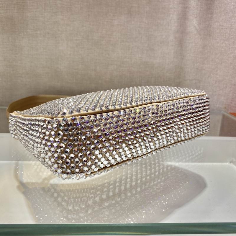 Bolsa Prada Re-Edition Duchesse