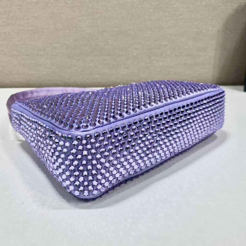 Bolsa Prada Re-Edition Duchesse