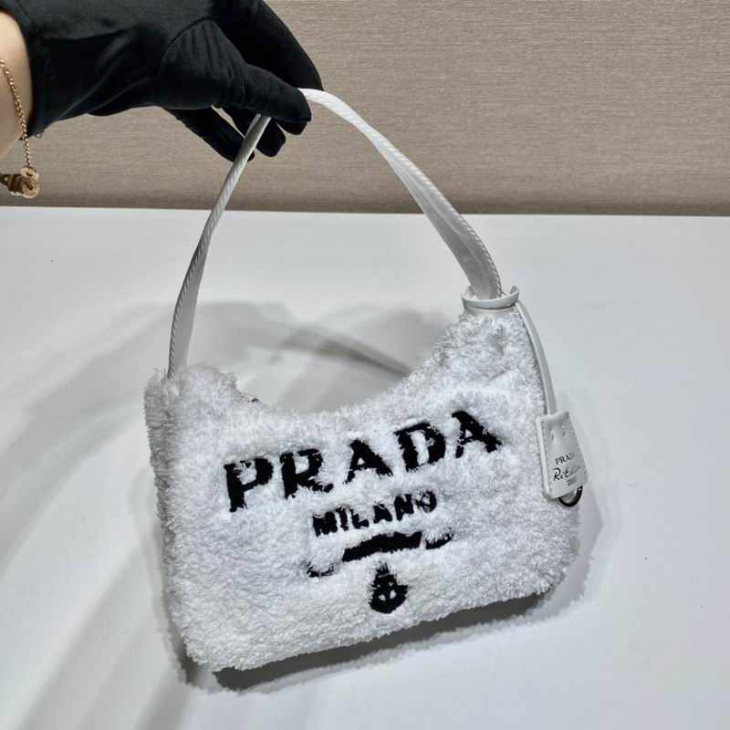 Bolsa Prada Re-Edition Hobo
