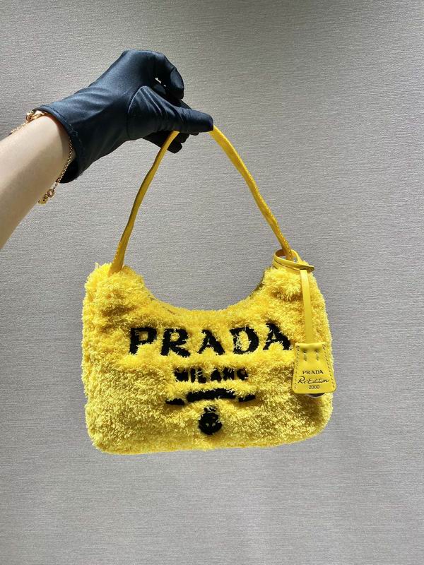 Bolsa Prada Re-Edition Hobo