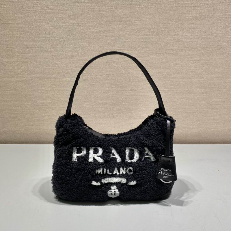 Bolsa Prada Re-Edition Hobo