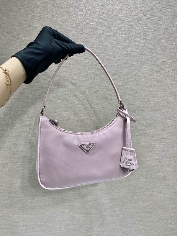Bolsa Prada Hobo Re-Edition Re-Nylon