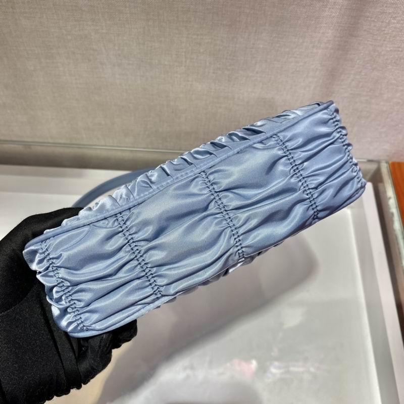 Bolsa Prada Hobo Re-Nylon