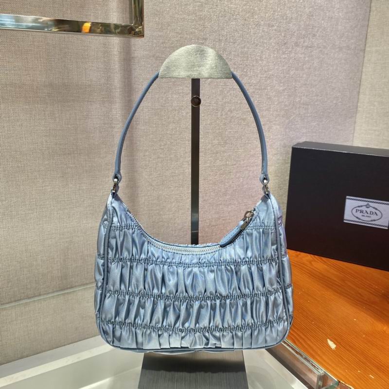 Bolsa Prada Hobo Re-Nylon