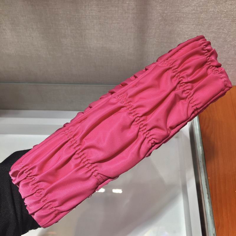 Bolsa Prada Hobo Re-Nylon