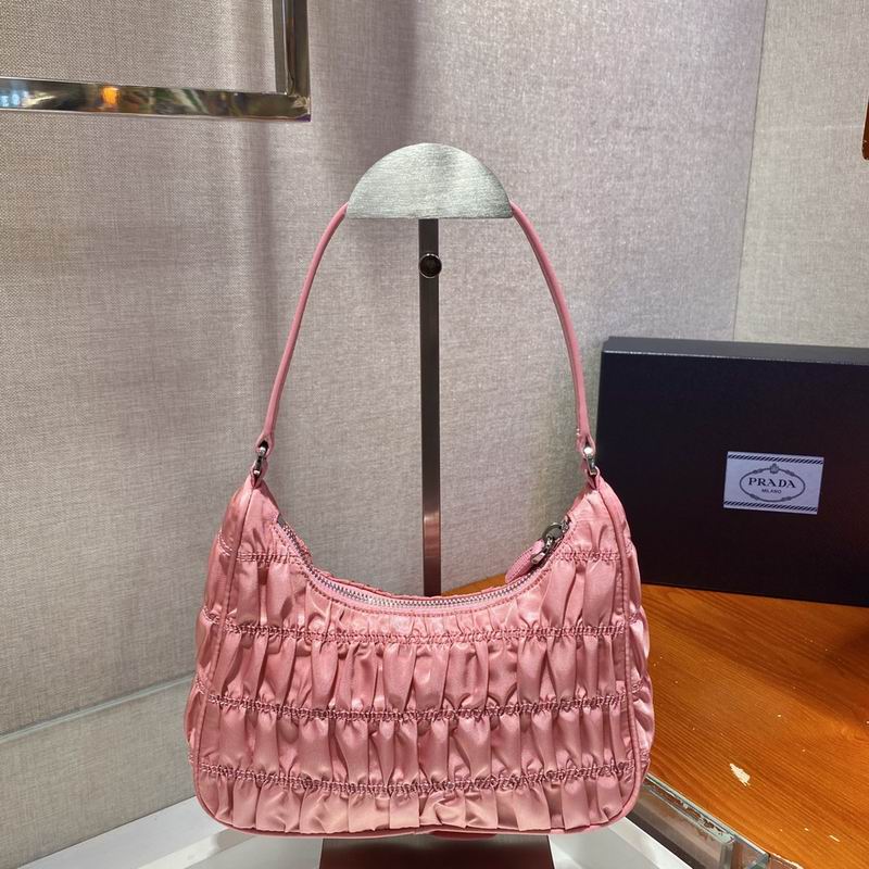 Bolsa Prada Hobo Re-Nylon
