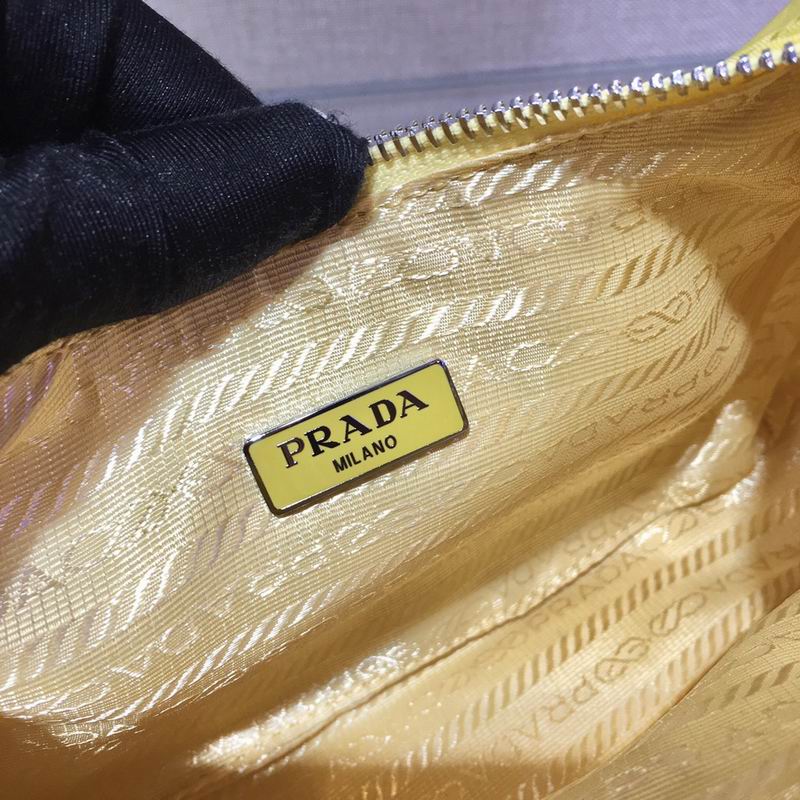 Bolsa Prada Hobo Re-Nylon
