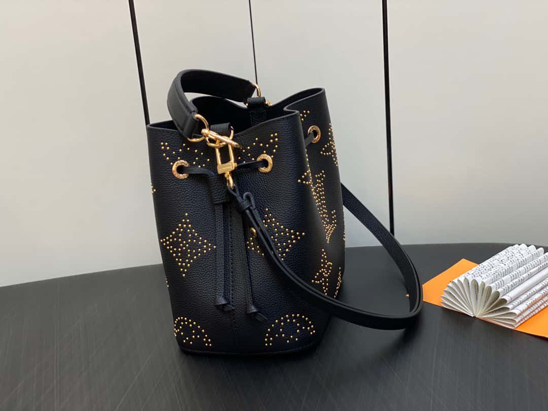 Bolsa Louis Vuitton NéoNoé BB