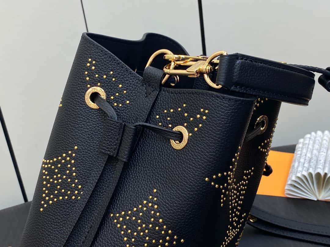 Bolsa Louis Vuitton NéoNoé BB