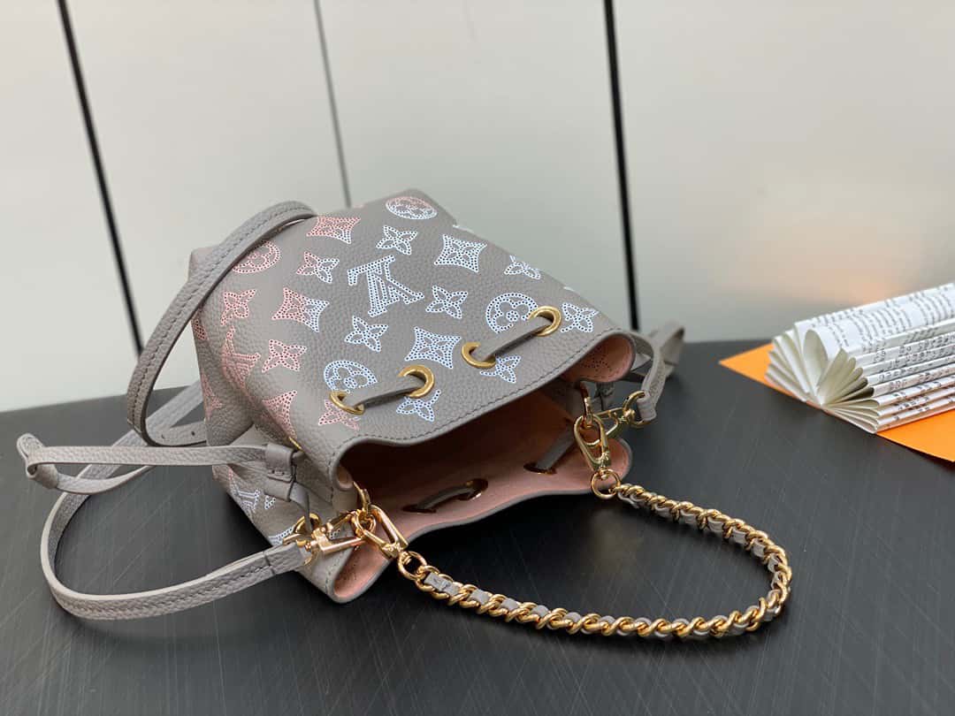 Bolsa Louis Vuitton  Pico Bella