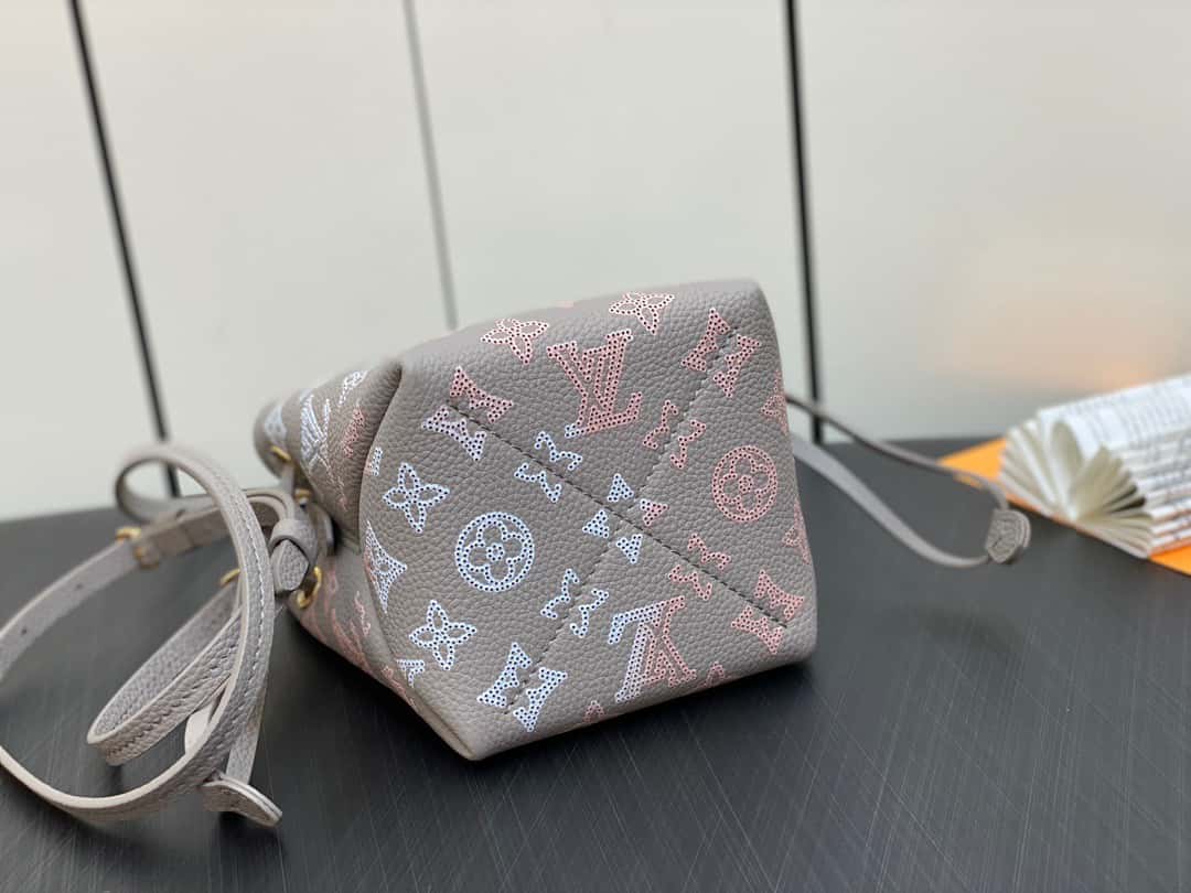 Bolsa Louis Vuitton  Pico Bella