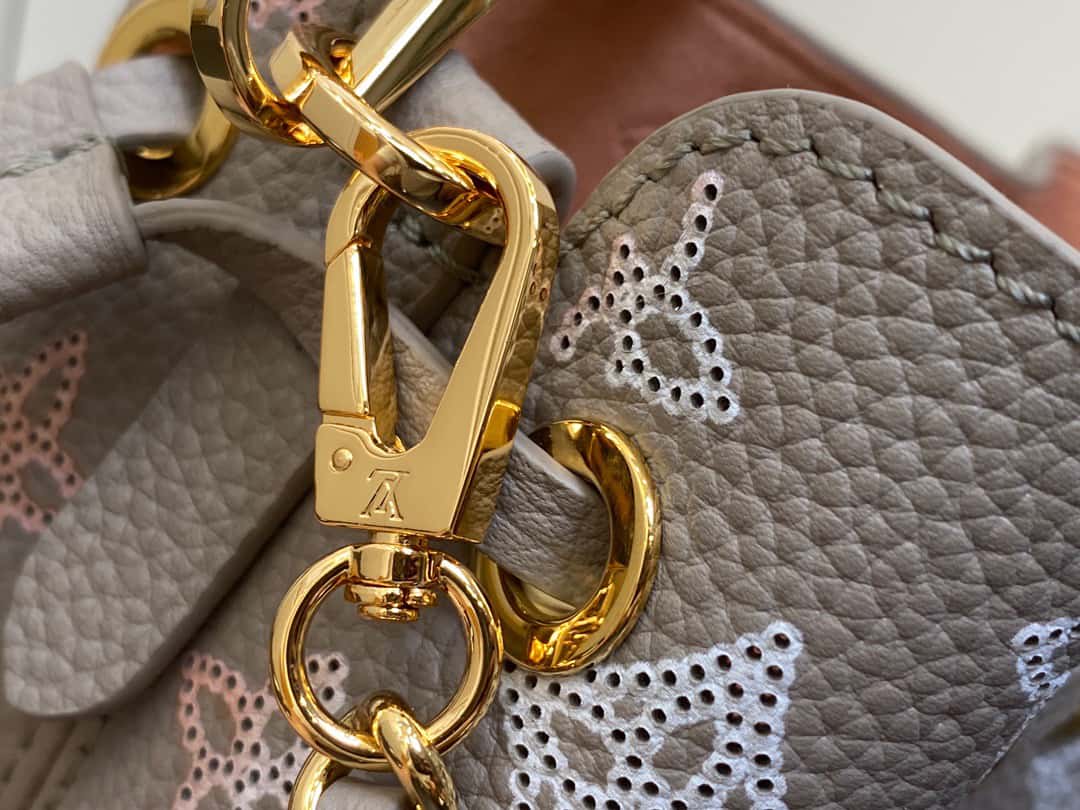 Bolsa Louis Vuitton  Pico Bella