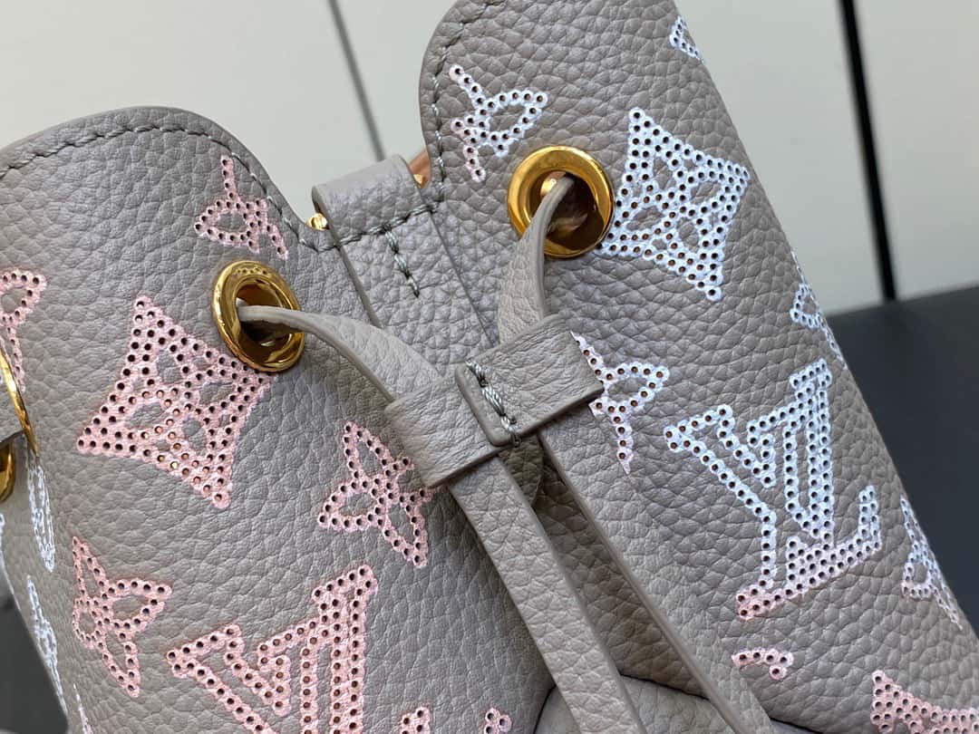 Bolsa Louis Vuitton  Pico Bella