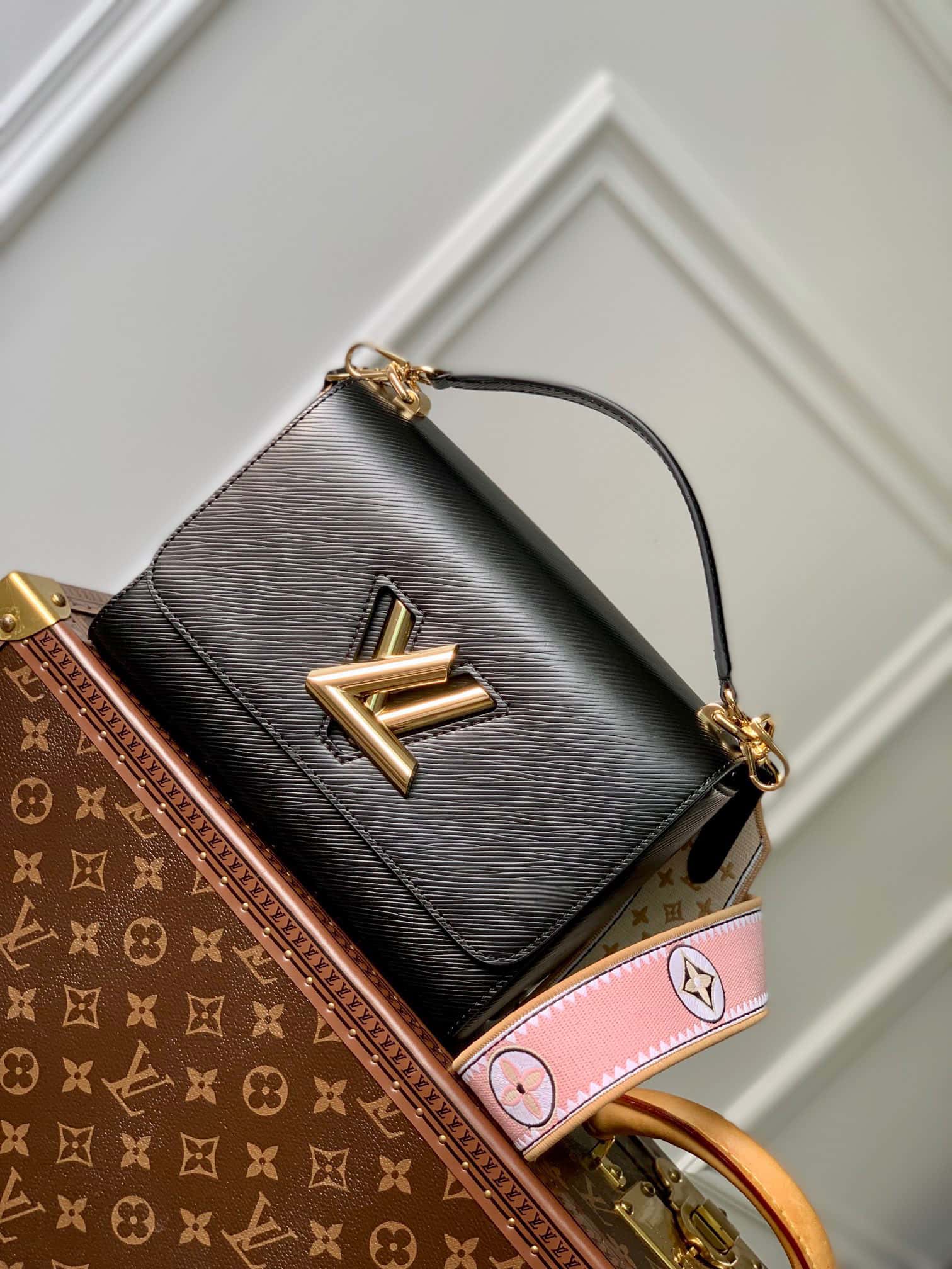 Bolsa Louis Vuitton Twist MM