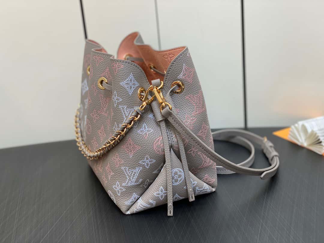 Bolsa Louis Vuitton Bella