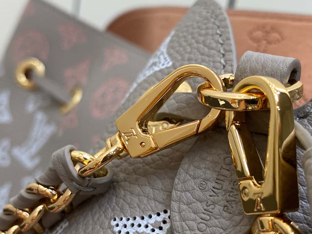 Bolsa Louis Vuitton Bella