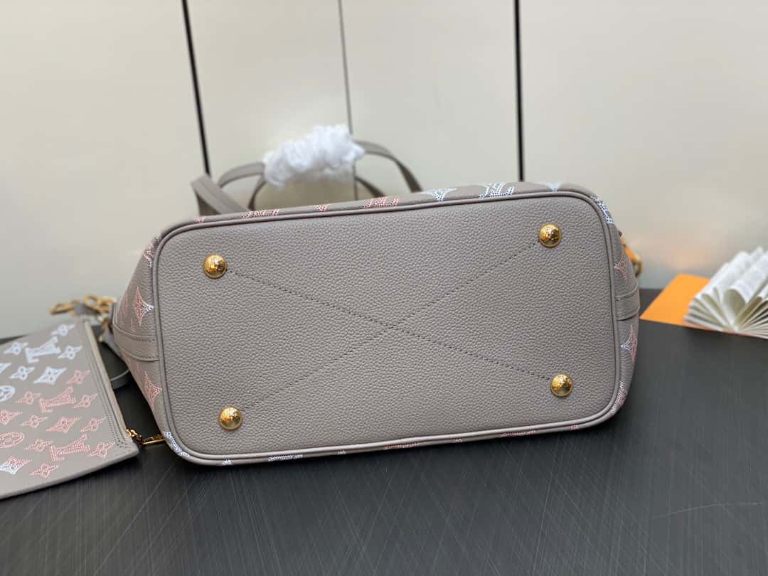 Bolsa Louis Vuitton  Blossom MM