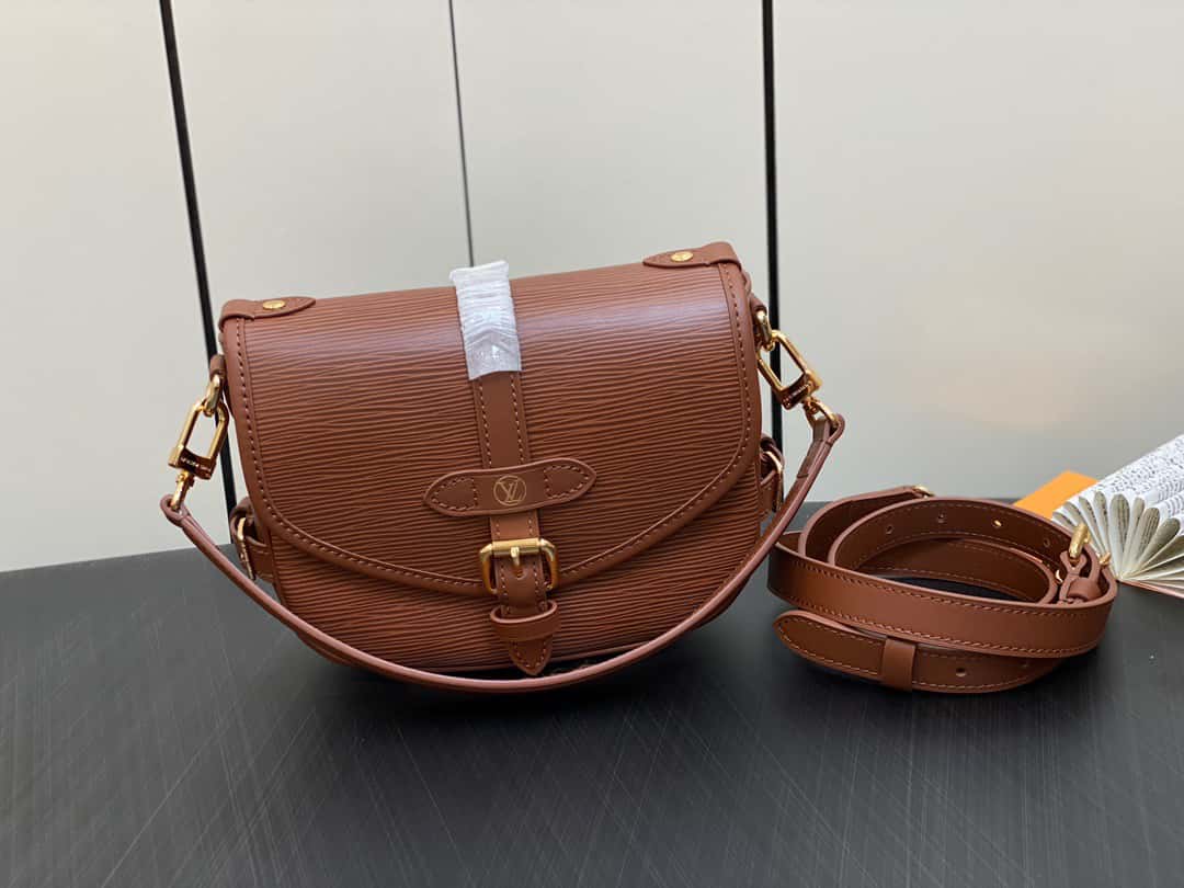 Bolsa Louis Vuitton Saumur BB