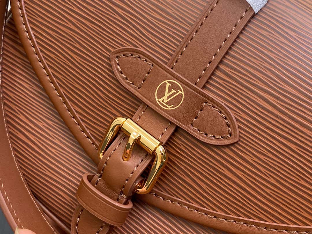 Bolsa Louis Vuitton Saumur BB