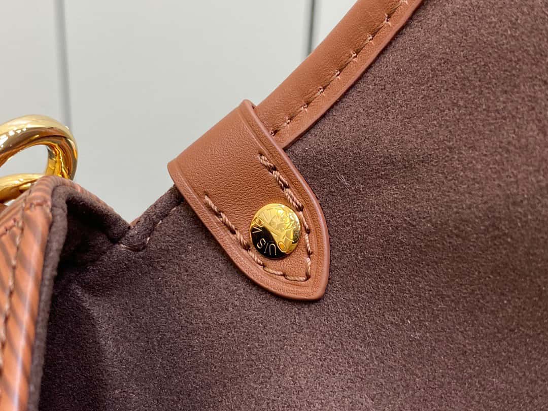 Bolsa Louis Vuitton Saumur BB