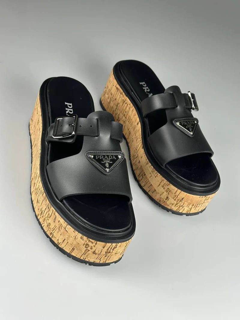 Sandalia Prada 37BR (Pronta Entrega)