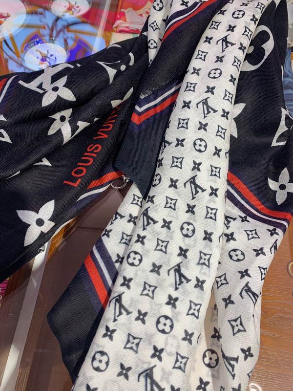 Lenço Louis Vuitton