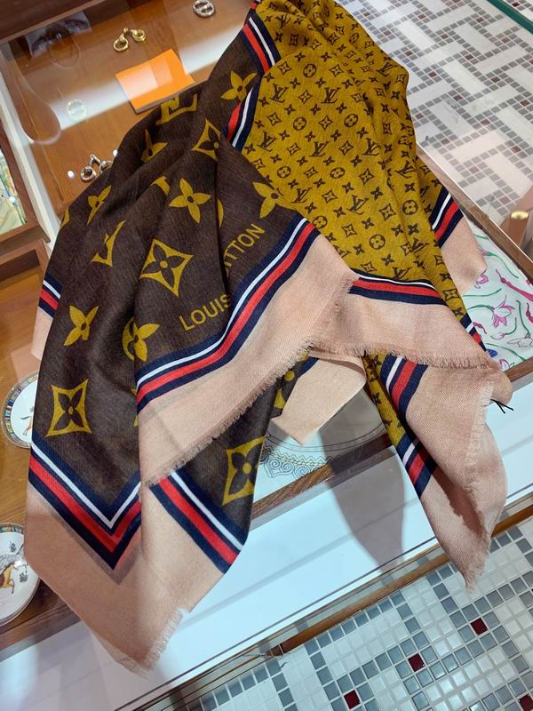 Lenço Louis Vuitton