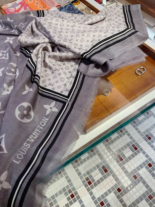 Lenço Louis Vuitton