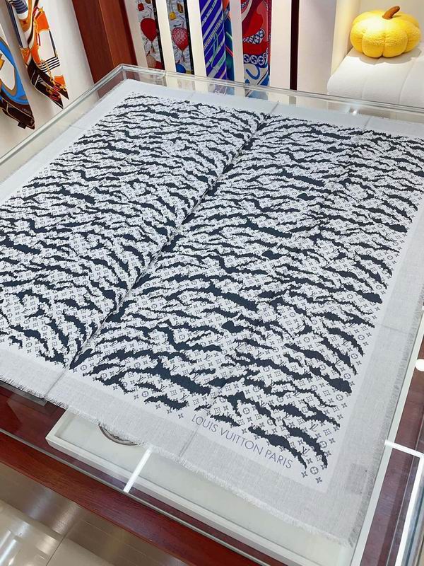 Lenço Louis Vuitton