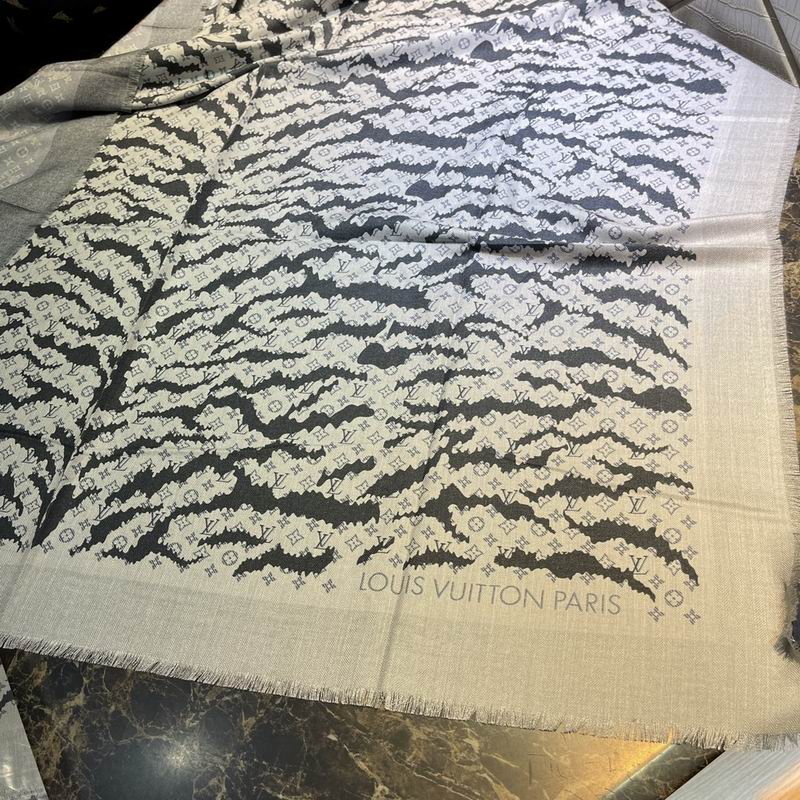 Lenço Louis Vuitton