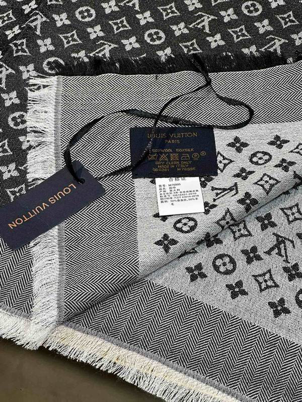 Lenço Louis Vuitton