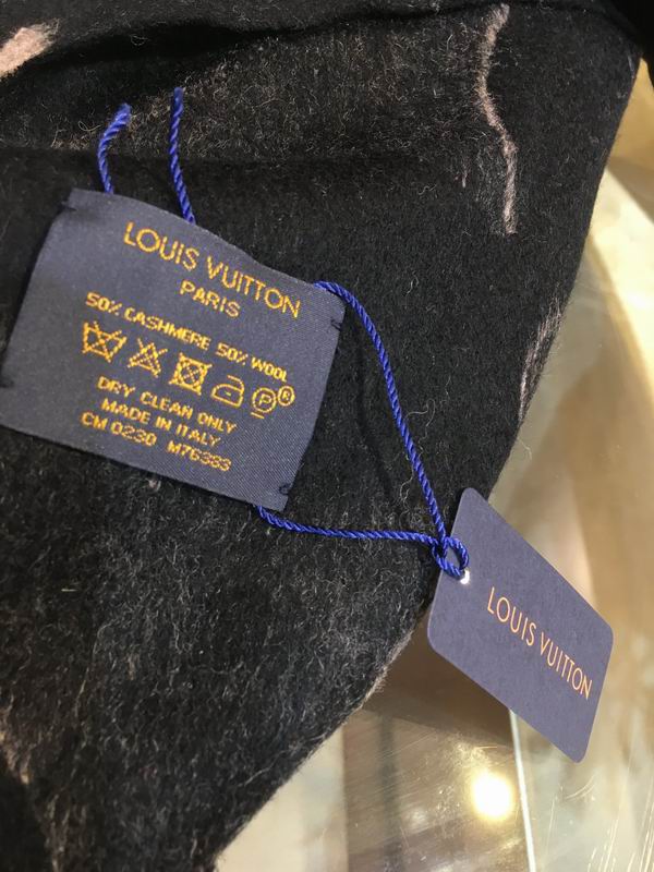 Lenço Louis Vuitton