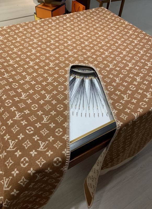 Lenço Louis Vuitton