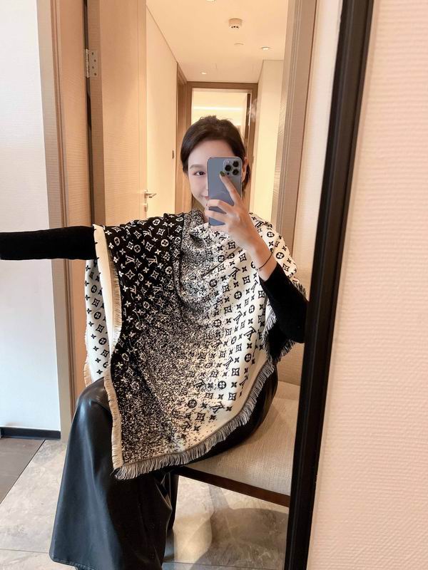 Lenço Louis Vuitton