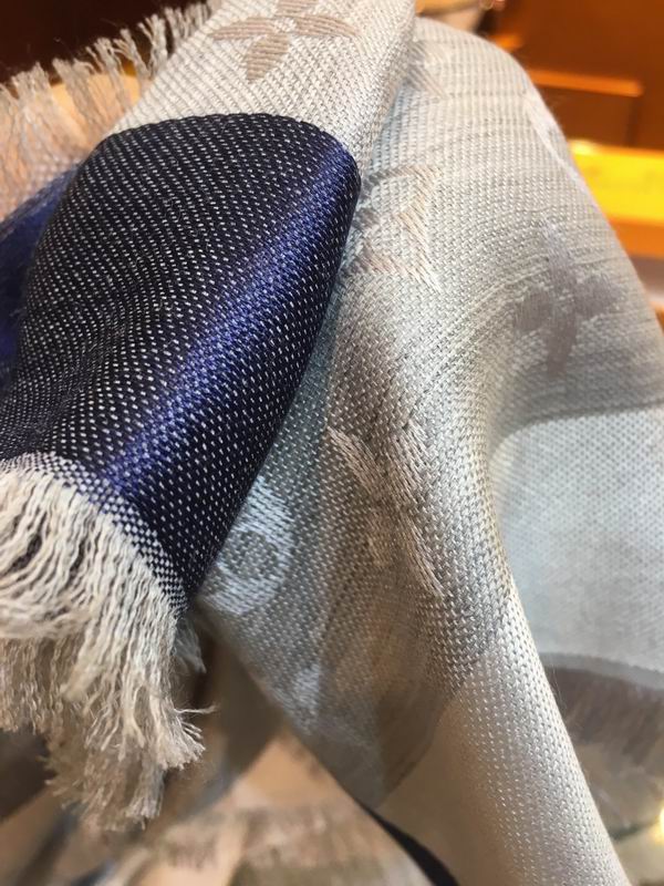 Lenço Louis Vuitton