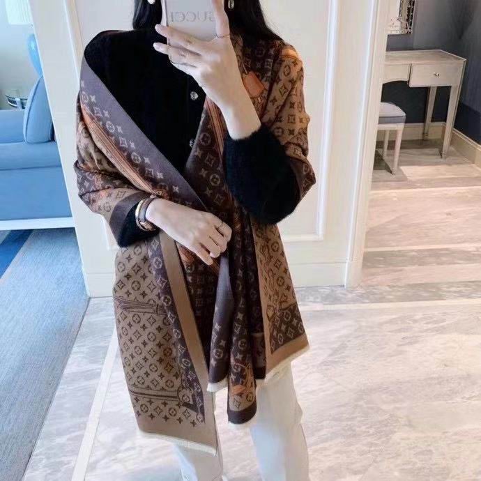 Lenço Louis Vuitton