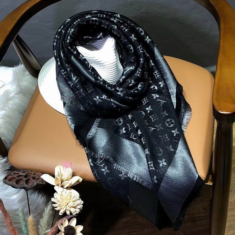 Lenço Louis Vuitton