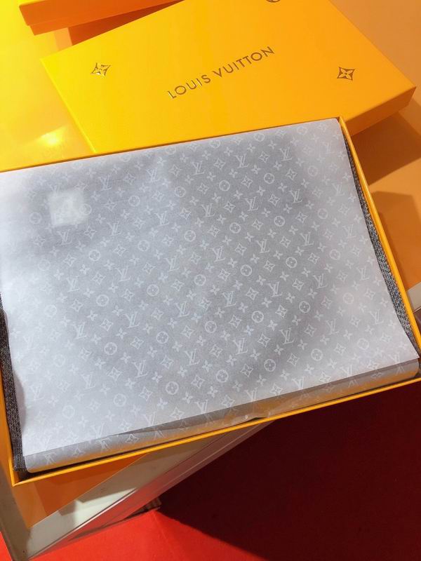 Lenço Louis Vuitton
